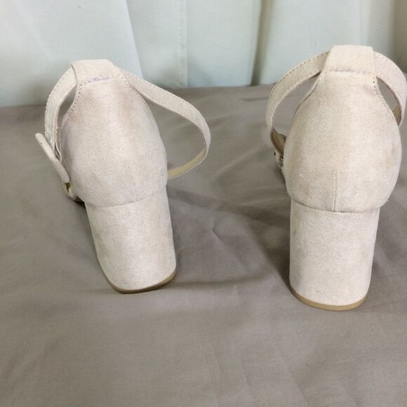 NEW Chinese Laundry New Jody Nude Ankle Strap Block Heel Sandals Size 8 - Picture 5 of 6